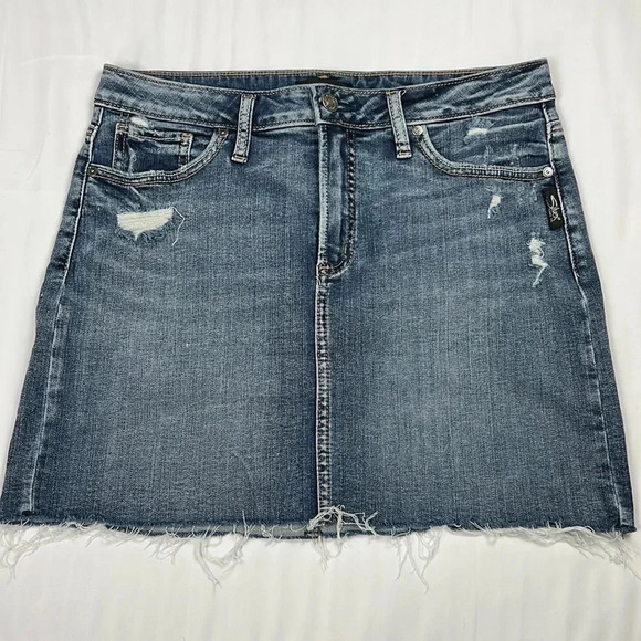 Silver Jeans Francy Denim Distressed Raw Hem Stretchy Skirt - Picture 1 of 9